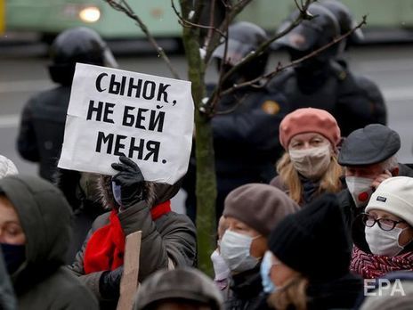 Алексиевич о Беларуси: Власть сама радикализирует общество