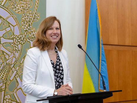 Американские дипломаты пообещали помочь Украине получить вакцину от коронавируса в ближайшие сроки
