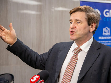 Мининфраструктуры должно завершить реформу "Укрзалізниці" и только потом разбираться со структурой тарифов на грузоперевозки &ndash; эксперт