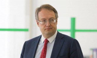     Кабмин уволил одного из главных соратников Авакова Антона Геращенко    