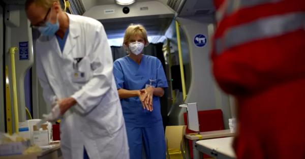 За сутки в Украине госпитализировано менее тысячи пациентов с коронавирусом - 