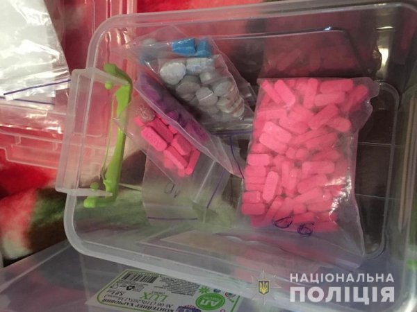 Покупались и хранились для себя: в Белгород-Днестровском полицейские спалили наркотики