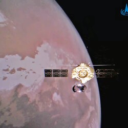 Китай показал уникальные снимки поверхности Марса - 