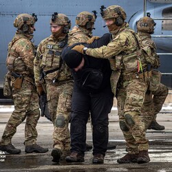 Учения СБУ под Киевом: силовики обезвредили террористов, освободили самолет и спасли заложников - 