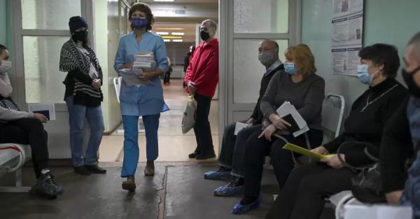 В Украине больным простудой, гриппом и коронавирусом разрешили получать больничные дистанционно: как это сделать и сколько дней действует документ - 