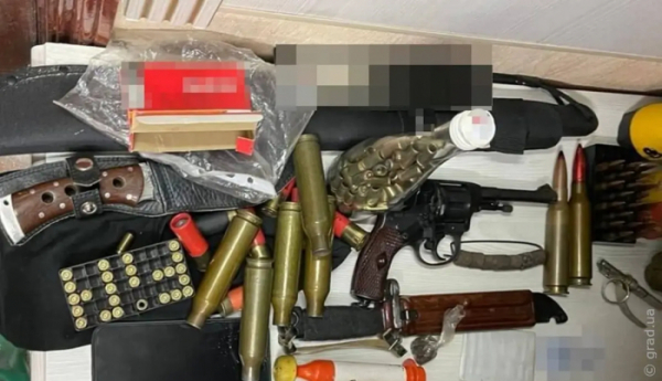 У 30-летнего одессита дома обнаружили арсенал оружия