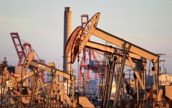 Китай избегает покупки нефти из РФ по новым контрактам - Reuters