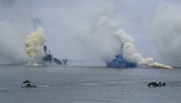 Корабли рф в Черном море закрашивают бортовые номера: названа причина