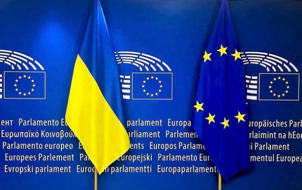 ЕС оплатит большую часть расходов на восстановление Украины - СМИ