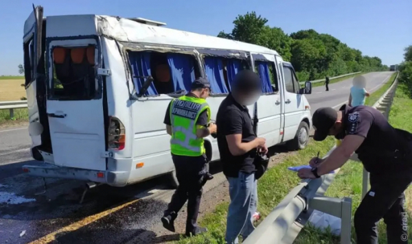 ДТП в Одесской области: перевернулся маршрутный автобус