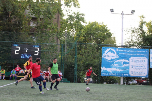 Спорт в помощь доброму делу: в Измаиле состоялся волонтерский футбольный матч
