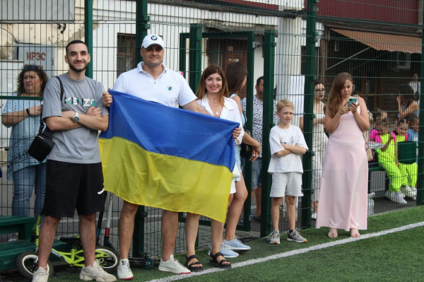Спорт в помощь доброму делу: в Измаиле состоялся волонтерский футбольный матч