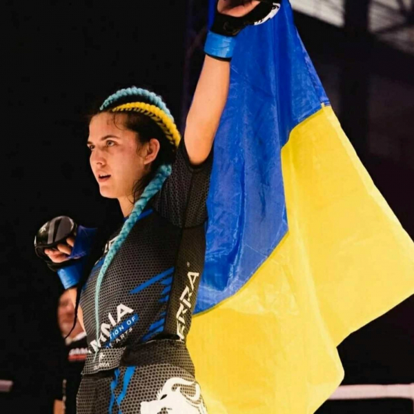 Измаильчанка Александра Карасева завоевала золото на чемпионате Европы по ММА