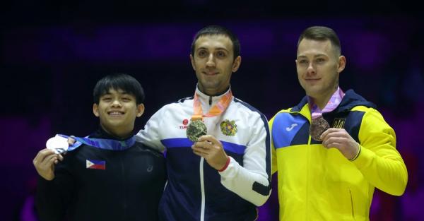 Радивилов завоевал бронзу на чемпионате мира2022  