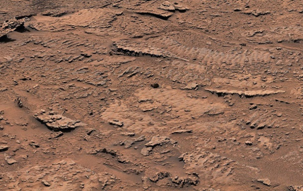 Curiosity нашел следы озера на горе Марса