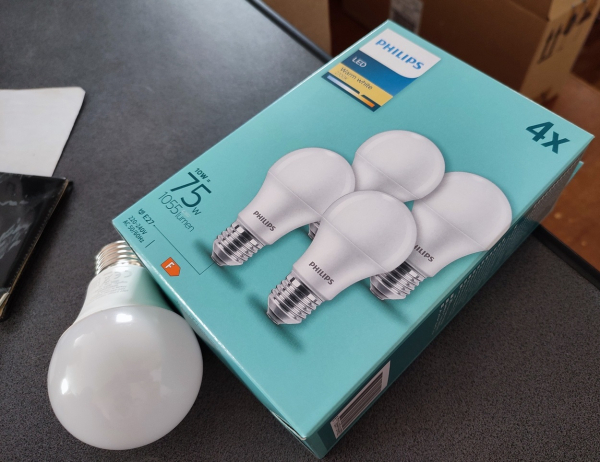 В Измаиле уже можно бесплатно обменять пять ламп накаливания на современные светодиодные (видео)