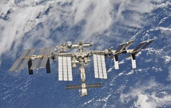 NASA намерено построить буксир для вывода МКС с орбиты