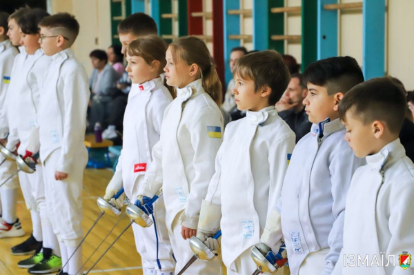 Впервые за 10 лет: в Измаиле прошел Открытый турнир по фехтованию