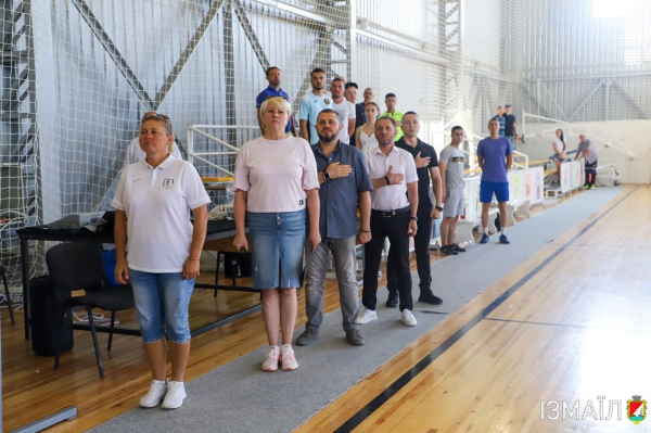 В поддержку Сил обороны Украины в Измаиле стартовал чемпионат города по футзалу