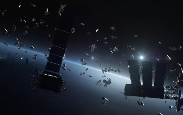 NASA планирует собирать космический мусор с помощью "мусорных пакетов"