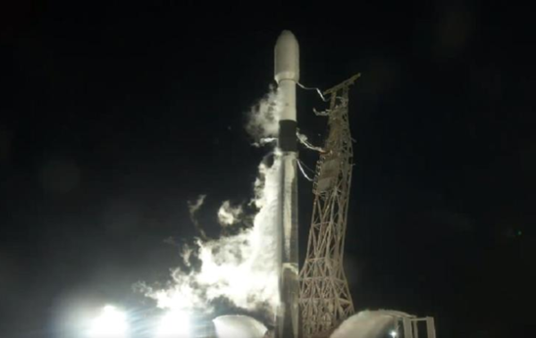 SpaceX вывела на орбиту еще 21 спутник Starlink