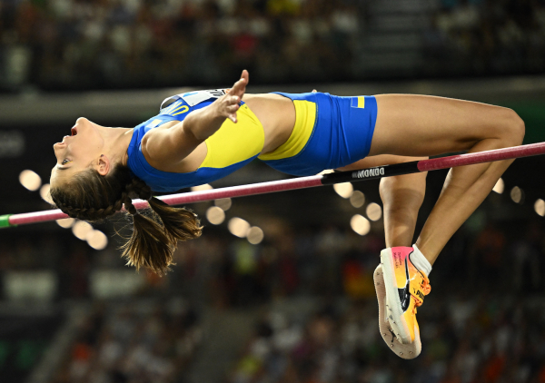 Ярослава Магучих стала чемпионкой мира по прыжкам в высоту  