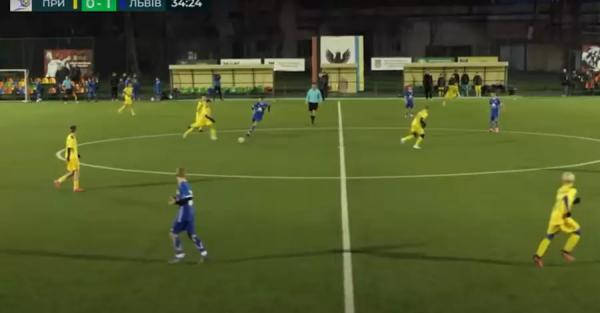 13летний футболист Прикарпатья забил гол с середины поля  