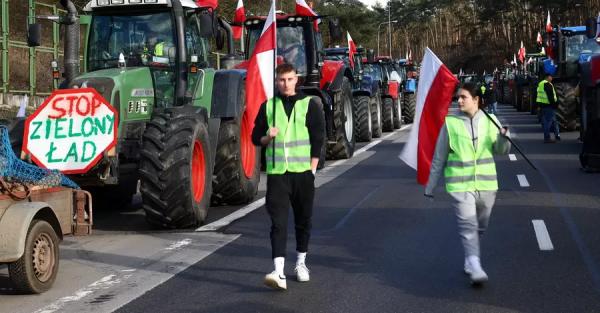 На кордоні з Литвою польські фермери 1 березня заблокують КПП 