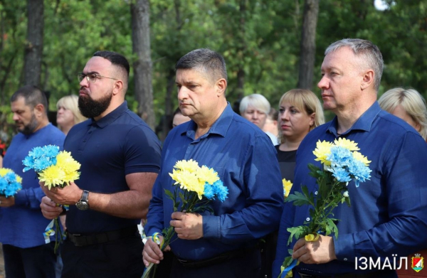 В Ізмаїлі вшанували пам’ять героїв-захисників, які віддали своє життя за Україну