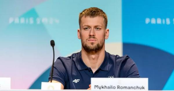 Михаил Романчук досрочно снялся с Олимпиады2024 изза высокой температуры  