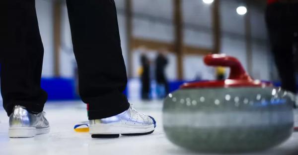 Украина призвала приостановить членство России в World Curling  