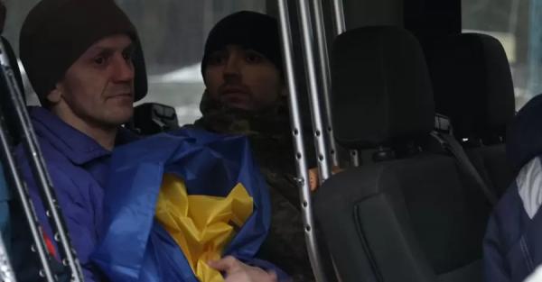 Україна повернула з полону 25 важкопоранених військовослужбовців 