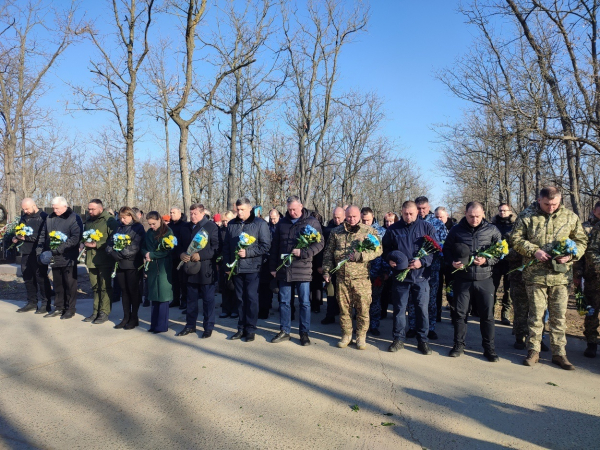 У третю річницю широкомасштабної війни рф проти України Ізмаїл вшанував загиблих героїв-захисників