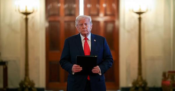 Трамп продовжив заборону на вхід російських суден у порти США на один рік 