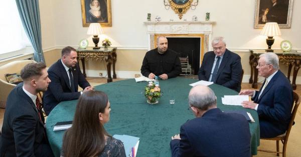 Українська делегація зустрілася з Келлогом у Лондоні - Єрмак та Сибіга розповіли подробиці 