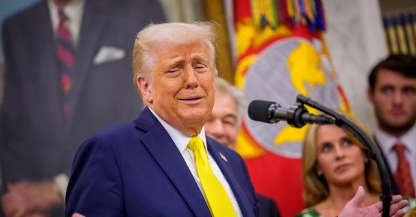 Рейтинг Трампа у США продовжує знижуватись, - опитування Reuters/Ipsos 