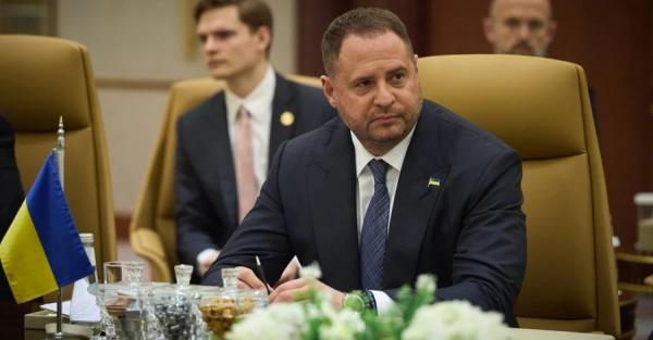 Єрмак повідомив, що українська делегація приїхала до Лондона на переговори 