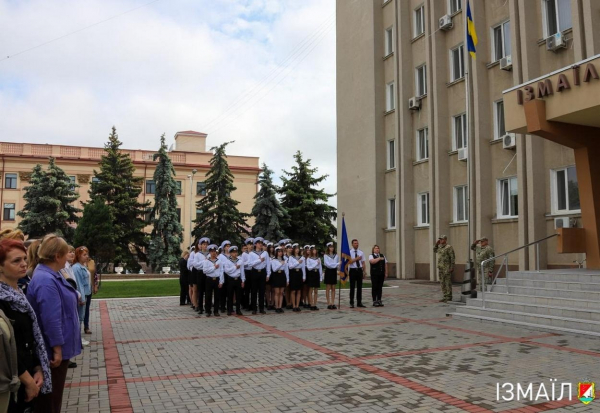 В Ізмаїлі підняли прапор Морської піхоти Військово-Морських Сил Збройних Сил України