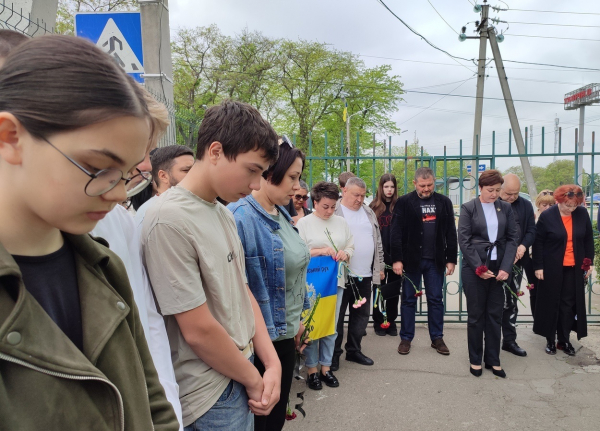 В Ізмаїлі відкрили меморіальну дошку, присвячену загиблому захиснику Андрію Ширенкову