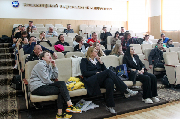 Федерация волейбола провела семинар для тренеров: главные темы — прозрачность и противодействие договорным матчам  
