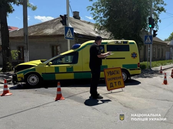 Трагедія в Ізмаїлі: зіткнення зі «швидкою» забрало життя людини, шестеро травмованих