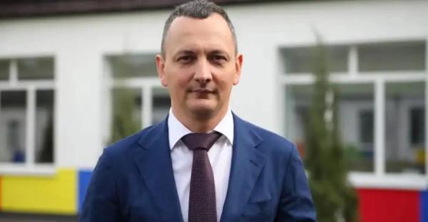 Мільярди, підряди і неофіційний вплив: Вікіпедія оновила статтю про Голика Мільярди, підряди і неофіційний вплив: Вікіпедія оновила статтю про Голика