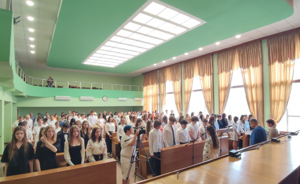 Нагородження: в Ізмаїлі цього року 69 випускників закінчили школу з відзнакою