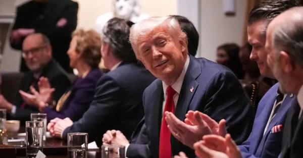 Доживемо до понеділка: Трамп обіцяє зробити росії щось погане 