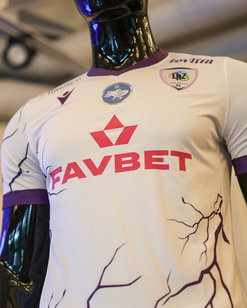 FAVBET — титульный партнер ФК «ЛНЗ» FAVBET — титульный партнер ФК «ЛНЗ»