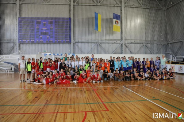 Напередодні Дня Незалежності в Ізмаїлі провели змагання з волейболу, гандболу та пляжної боротьби Напередодні Дня Незалежності в Ізмаїлі провели змагання з волейболу, гандболу та пляжної боротьби