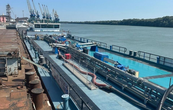 В Ізмаїлі митники виявили 350 тонн незадекларованого дизельного палива В Ізмаїлі митники виявили 350 тонн незадекларованого дизельного палива