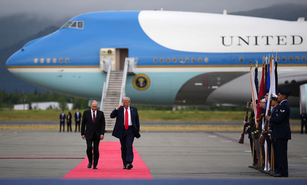 На Алясці розпочались переговори Трампа та Путіна - журналістів вивели із зали На Алясці розпочались переговори Трампа та Путіна - журналістів вивели із зали