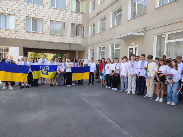 В Ізмаїлі відкрили меморіальну дошку на честь захисника України Юрія Сергєєва