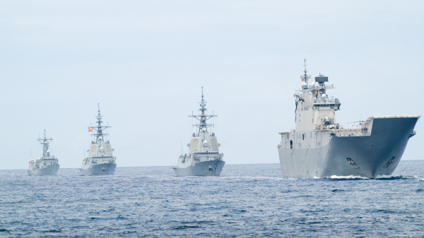 Росія та НАТО проводять паралельні військові навчання: аналіз загроз та сценаріїв 